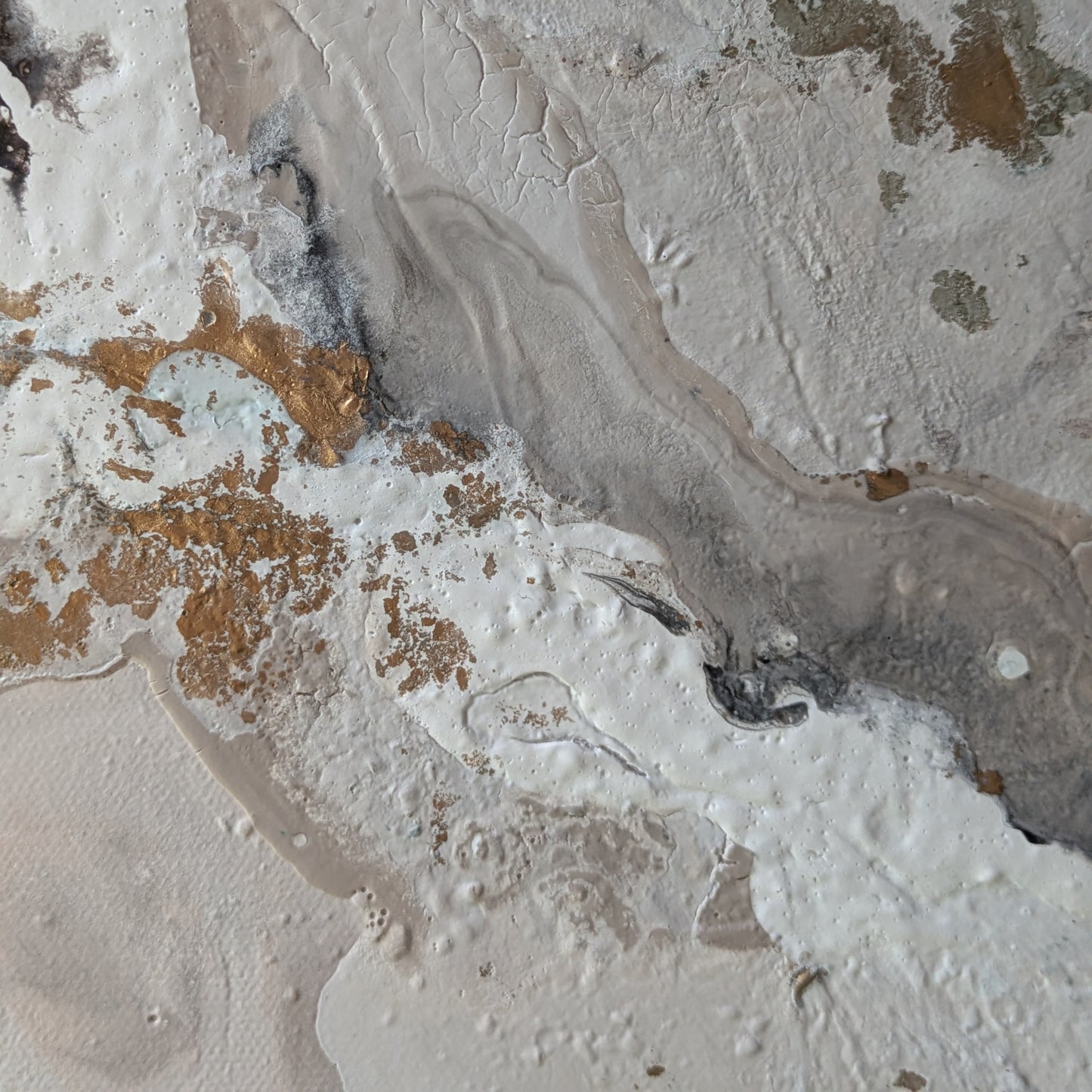 fluid art F12-with gold