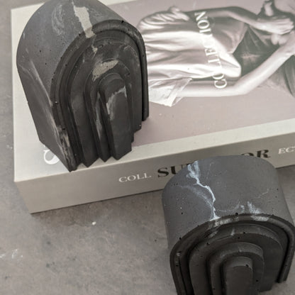 bookend